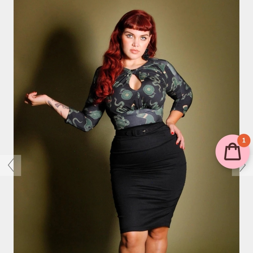High waist pencil skirt